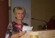 Βαριά συγκίνηση από τον θάνατο της Λένας Μαυρακάκη στη Γλυφάδα. Το “αντίο” του Γ. Παπανικολάου