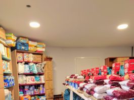 Άρχισε η διανομή προϊόντων για το Πάσχα από το Κοινωνικό Παντοπωλείο του Δήμου Γλυφάδας στους 2.000 δικαιούχους