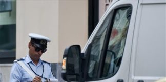 Τροχαία: «Σαφάρι» στο Παλαιό Φάληρο για παραβάσεις – 98 κλήσεις