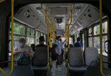 Λήστεψαν και έδειραν άγρια οδηγό λεωφορείου στη Βουλιαγμένης…γιατί πήγαινε αργά