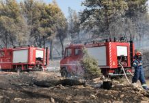 Μεγάλη πυρκαγιά  στην Κερατέα.  Προληπτική εκκένωση της περιοχής