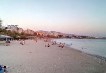 Κατάλληλα για κολύμβηση τα νερά του Παλαιού Φαλήρου