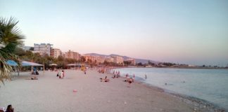 Κατάλληλα για κολύμβηση τα νερά του Παλαιού Φαλήρου