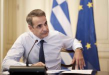 Κεντρική προτεραιότητα ανάπλαση του παραλιακού μετώπου. Ομιλία του Πρωθυπουργού Κ. Μητσοτάκη στη Γλυφάδα για τα έργα
