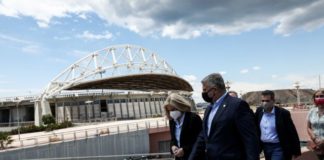 Στο εργοτάξιο του παραλιακού μετώπου η Φώφη Γεννηματά .Τον Αύγουστο δημοπρατείται η δεύτερη φάση του έργου((video)