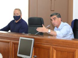 Υψηλοί τόνοι από τον Γιάννη Κωνσταντάτο για μη επαρκή χρηματοδότηση των έργων προστασίας και ανάπτυξης του Υμηττού. Απειλεί με παραίτηση από Πρόεδρος του ΣΠΑΥ