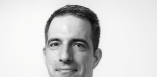 Αθηναϊκή Ριβιέρα, το ανέκδοτο και η ουσία