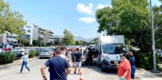 Υψηλό το επιδημιολογικό φορτίο και την Τετάρτη στη Γλυφάδα