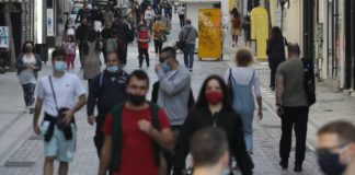 Ανεβαίνει επιδημιολογικό επίπεδο ο Νότιος Τομέας Αθηνών. Πέρασε από το κίτρινο (2) στο πορτοκαλί (3). 220 τα κρούσματα που εντοπίστηκαν στα Νότια