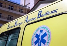 Τραγωδία με νεκρό νεαρό οδηγό μηχανής στη Βάρκιζα