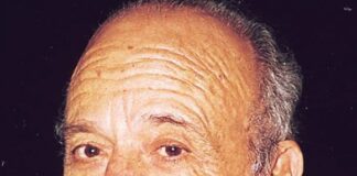 Η Γλυφάδα αποχαιρετά τον ιατρό, πρ. Δήμαρχο Στέλιο Σφακιανάκη