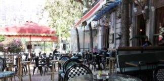 Δωρεάν διάθεση επιπλέον κοινόχρηστου χώρου στα καταστήματα για ανάπτυξη τραπεζοκαθισμάτων στη Καλλιθέα