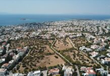 Τρεις προσφυγές στο Συμβούλιο Επικρατείας του Δήμου Βούλας Βάρης Βουλιαγμένης για την προστασία της πράσινης φυσιογνωμίας της πόλης.