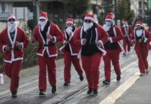 Με Αγιοβασίληδες «πλημμύρισαν» οι δρόμοι του Πειραιά στο 2ο «SANTA RUN PIRAEUS 2021»!