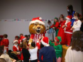 Χριστουγεννιάτικη εκδήλωση με πρωταγωνιστές τα παιδιά των Κέντρων Δημιουργικής Απασχόλησης του Δήμου Πειραιά!