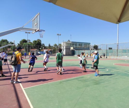 Αγώνες «ΑθλοΠΑΙΔΕΙΑΣ» για τα παιδιά των Δημοτικών σχολείων του Π.Φαλήρου Αγώνες «ΑθλοΠΑΙΔΕΙΑΣ» για τα παιδιά των Δημοτικών σχολείων του Π.Φαλήρου