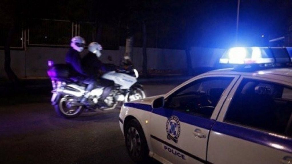 "Μπούκαραν" σε ισόγεια κατοικία στη Βούλα – "Βούτηξαν" χρηματοκιβώτιο από σχολείο στο Πειραιά