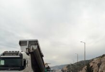 Τι εργασίες γίνονται στο οδικό άξονα Αθηνών-Σουνίου Τι εργασίες γίνονται στο οδικό άξονα Αθηνών-Σουνίου