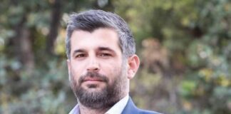 Για το όνειρο ενός τρελού… Για το όνειρο ενός τρελού…