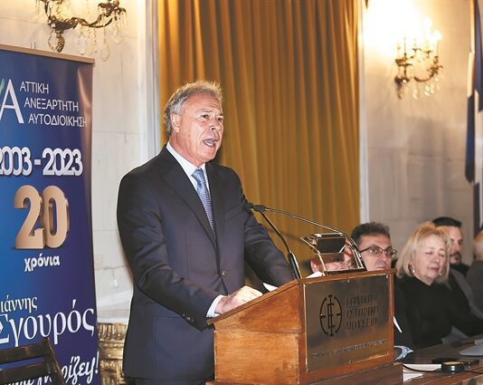 Γιατί επέλεξε το ΠΑΣΟΚ τον Γιάννη Σγουρό για την Περιφέρεια Αττικής Γιατί επέλεξε το ΠΑΣΟΚ τον Γιάννη Σγουρό για την Περιφέρεια Αττικής
