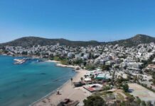 Η Βάρκιζα από ψηλά – “Πτήση” στην καρδιά της Αθηναϊκής Ριβιέρας