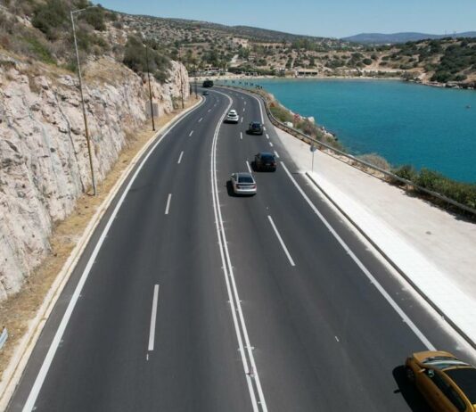 Ποια τα νέα μέτρα οδικής ασφάλειας στην Αθηνών-Σουνίου (video)