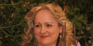 Η δικηγόρος Δαφνούλα Χαρίση-Μπίλια νέα Πρόεδρος του Δημοτικού Συμβουλίου Γλυφάδα Η δικηγόρος Δαφνούλα Χαρίση-Μπίλια νέα Πρόεδρος του Δημοτικού Συμβουλίου Γλυφάδα