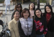 Πώς η χρυσή βίζα μετέτρεψε τον Αλιμο σε China Town Πώς η χρυσή βίζα μετέτρεψε τον Αλιμο σε China Town